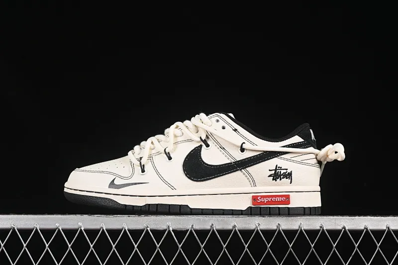 All Categories Nk SB Dunk Series Nk SB Dunk Low High-end Customized Low-top Sneakers Nike SB Dunk Low Stusi x Sup Series Strap Off-white and Black Hook Anniversary High-end Customized Low-top Casual Sneakers YX5066-277